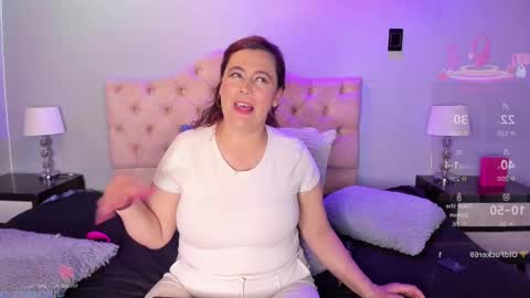 Snapshot of marthina_cnc chatting on September 2025 08:00:02 PM Marthina  online show from September 2025 08:00:02 PM