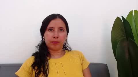 Snapshot of marthina_thompson chatting on January 2025 04:21:02 PM marthina thompson online show from January 2025 04:21:02 PM