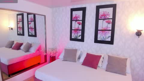 mari online show from November 2025 12:16:02 PM