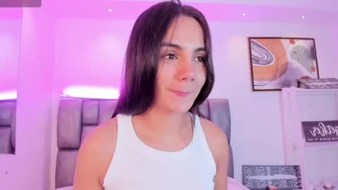 Martina online show from October 2025 01:30:02 PM