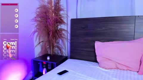 martina mIIler online show from February 2025 12:58:02 PM