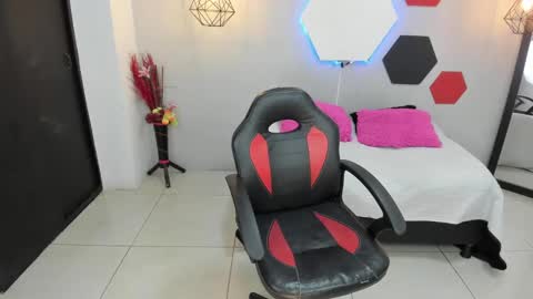 Martina online show from February 2025 03:28:01 AM