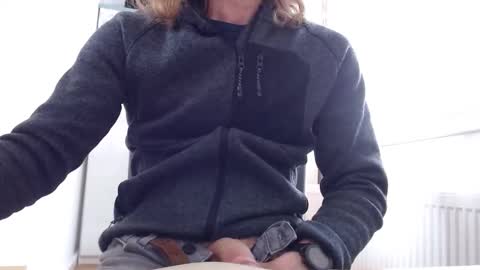 Snapshot of martindominant chatting on May 2026 01:39:02 PM martindominant online show from May 2026 01:39:02 PM