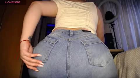 Snapshot of martiniella chatting on September 2025 07:15:02 PM Antonella Martini online show from September 2025 07:15:02 PM