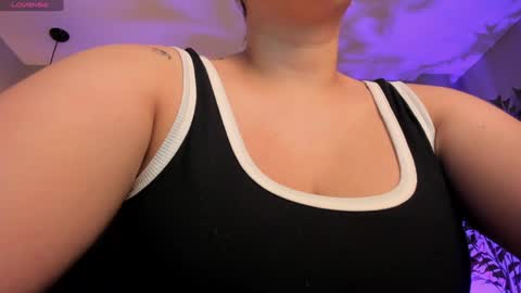 Snapshot of martinnabonnet chatting on December 2024 10:44:02 AM Martinna Bonnet online show from December 2024 10:44:02 AM