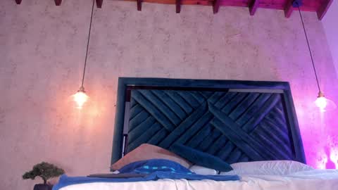 Martina online show from February 2025 07:49:01 PM