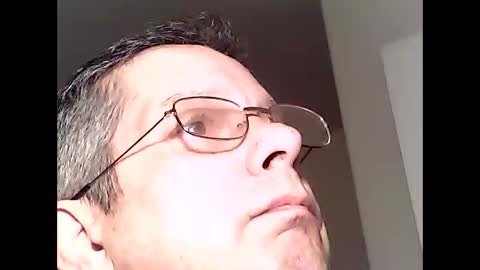 Snapshot of martylv702 chatting on December 2025 03:01:02 AM marty online show from December 2025 03:01:02 AM