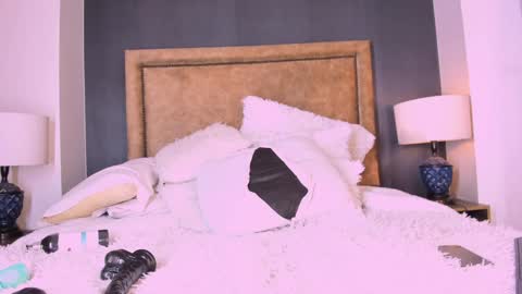   online show from January 2025 07:24:01 PM