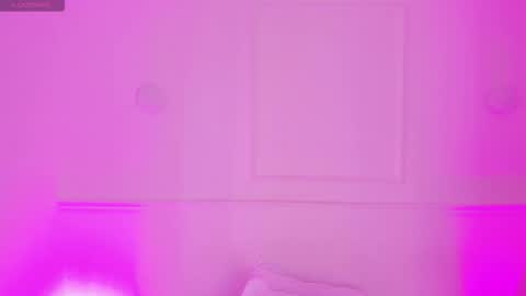 Maria online show from October 2025 04:00:02 AM