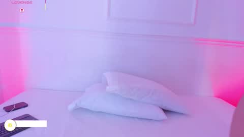 Maria online show from November 2025 04:18:02 AM