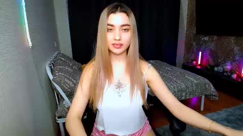 Snapshot of maryam_xs chatting on March 2026 01:06:01 PM maryam online show from March 2026 01:06:01 PM