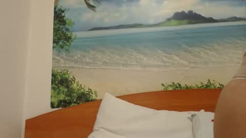 maryem online show from September 2025 11:45:01 AM