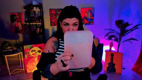 Mary online show from October 2025 08:31:01 PM