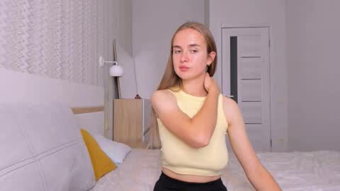 Mari online show from October 2025 06:23:02 AM