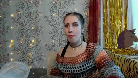 Snapshot of marylou_ chatting on January 2025 09:29:01 AM Mary Lou online show from January 2025 09:29:01 AM