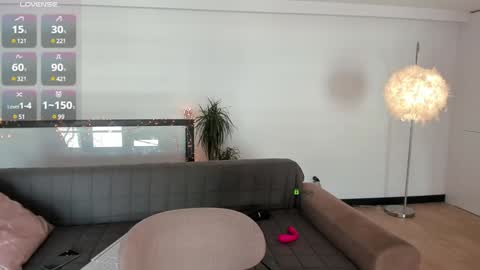 Marina online show from February 2025 01:27:02 PM