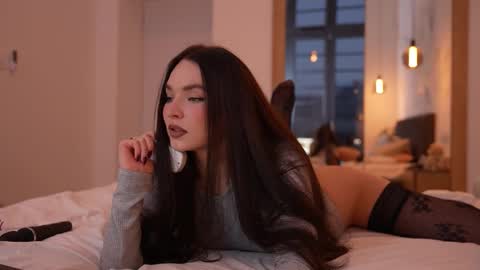 Marina online show from December 2025 03:08:02 PM