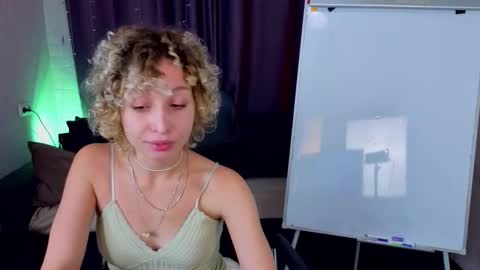 Mary online show from October 2025 05:52:01 AM