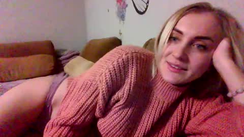 maryyemm online show from January 2025 06:46:01 PM