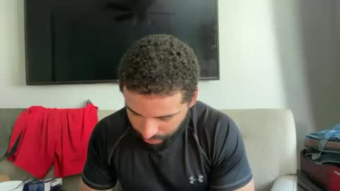 mascbeef95 online show from June 2026 01:47:01 PM