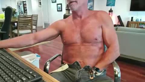 Snapshot of mascmuscle49 chatting on November 2025 07:57:01 PM mascmuscle49 online show from November 2025 07:57:01 PM