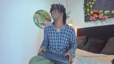 Snapshot of mashall_lee chatting on March 2026 07:20:02 PM MARSHALL LEE online show from March 2026 07:20:02 PM