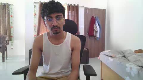 maskboyz2003 online show from February 2025 04:53:02 AM