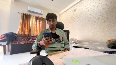 maskboyz2003 online show from November 2025 03:27:01 AM