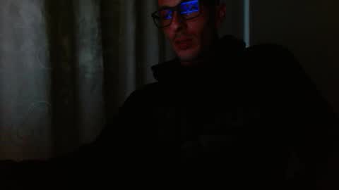 Snapshot of maskguy23 chatting on October 2025 01:44:02 AM maskguy23 online show from October 2025 01:44:02 AM