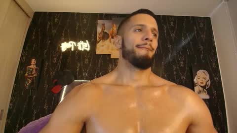 massimo_greco2 online show from December 2025 09:35:01 PM