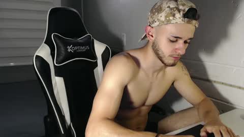 Snapshot of massimo_jiovano chatting on December 2024 11:14:01 PM massimo online show from December 2024 11:14:01 PM