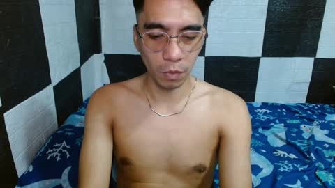 Snapshot of massive_boner02 chatting on January 2025 07:03:01 AM massive_boner02 online show from January 2025 07:03:01 AM