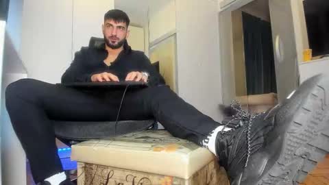 Matthew online show from October 2025 10:57:01 AM