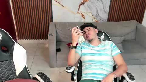 Snapshot of master_javi chatting on September 2025 05:42:01 AM master_javi online show from September 2025 05:42:01 AM