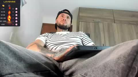 steven  online show from October 2025 12:26:01 AM