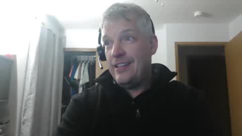 Snapshot of master_thorn chatting on December 2024 04:03:02 AM Master Thorn online show from December 2024 04:03:02 AM