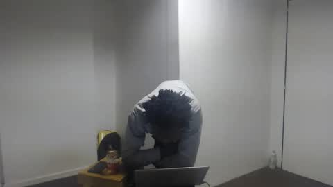 Masterdomfuck online show from November 2025 02:32:02 AM