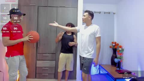 Team Cris Darwin- Fernando- Stiven- David online show from January 2025 11:15:02 AM