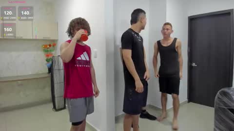 Team Cris Darwin- Fernando- Stiven- David online show from February 2025 11:17:01 AM