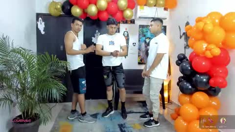 Team Cris Darwin- Fernando- Stiven- David online show from October 2025 11:21:02 AM