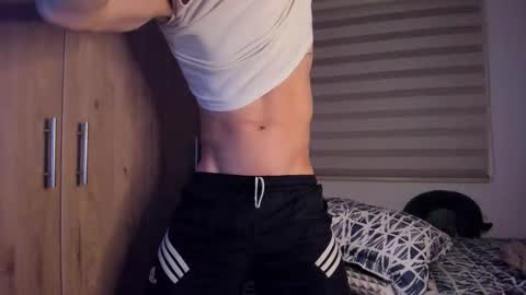 mastrangelo_x online show from October 2025 03:38:02 AM