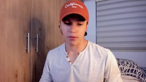 mastrangelo_x online show from December 2025 03:05:01 AM