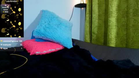 Snapshot of mateo_nick chatting on February 2025 03:18:01 AM Mateo and Noah online show from February 2025 03:18:01 AM