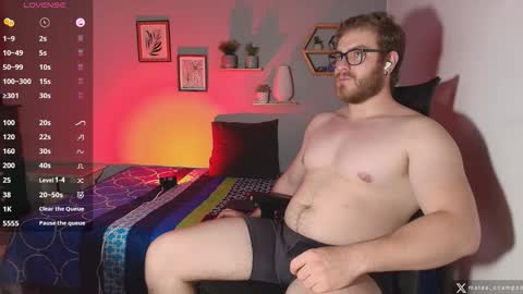 Mateo Ocampo online show from December 2025 09:11:01 PM