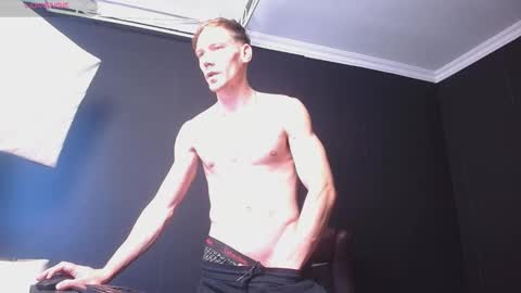 MateoBenjamin online show from November 2025 11:42:02 AM