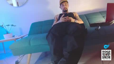 Snapshot of mathew444 chatting on October 2025 12:26:01 AM STRURIBE ON INSTAGRAM online show from October 2025 12:26:01 AM