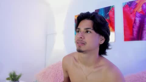 Mathew online show from November 2025 07:02:02 PM