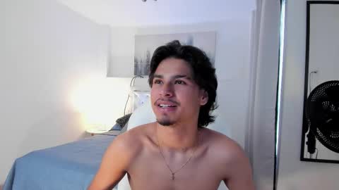 Mathew online show from November 2025 07:02:01 PM