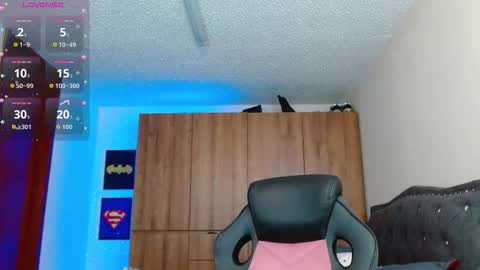 mathewhot3 online show from December 2025 02:31:01 AM