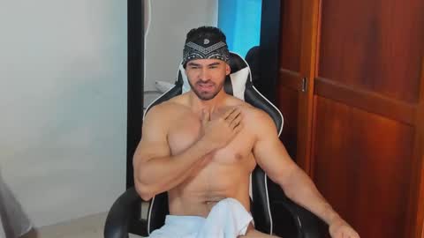 mathews_smith online show from October 2025 01:14:01 PM